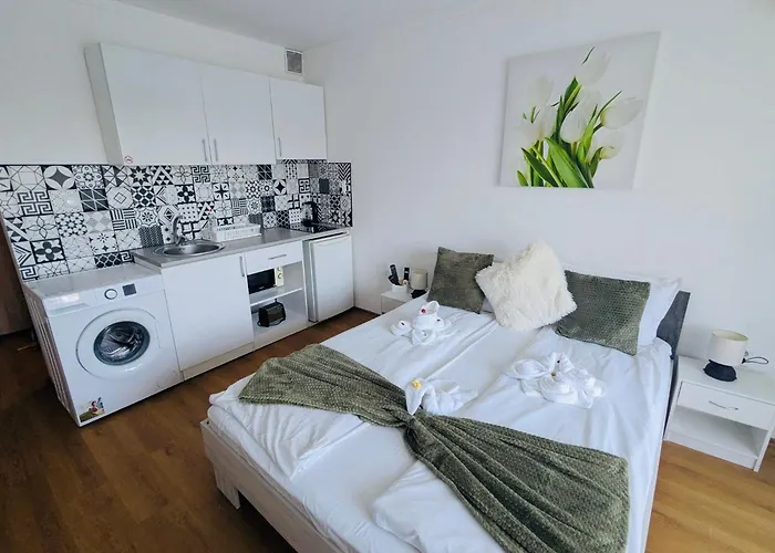 Chateau Del Mar C31a Sunny