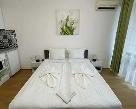 Chateau Del Mar Apartament