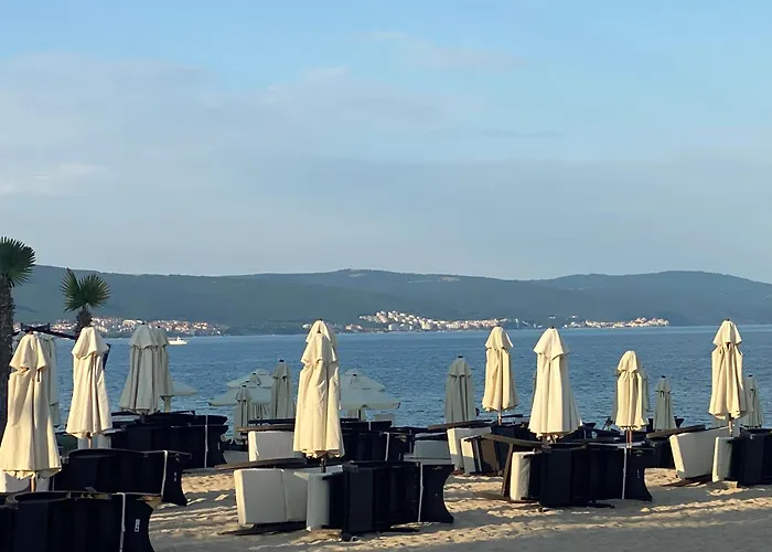 Chateau Del Mar C31a Sunny * Slantschew brjag