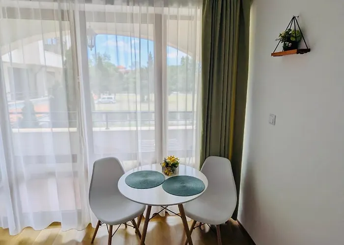 Chateau Del Mar C31a Sunny Apartment